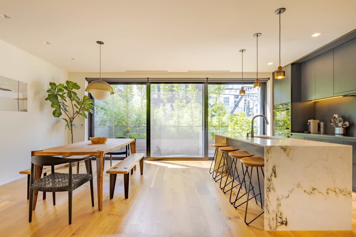 Empire House | 3BR | Williamsburg | Bright Townhome with Courtyard photo 13