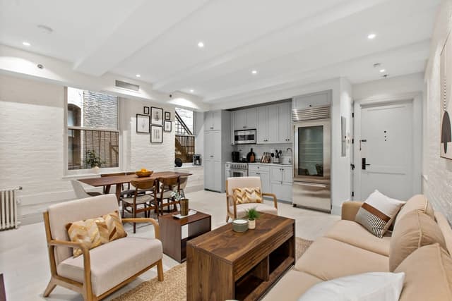 Image of Living space #2