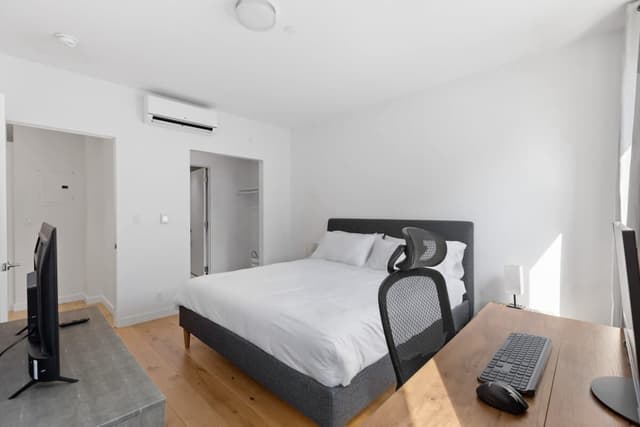 Image of Sleeping space #2