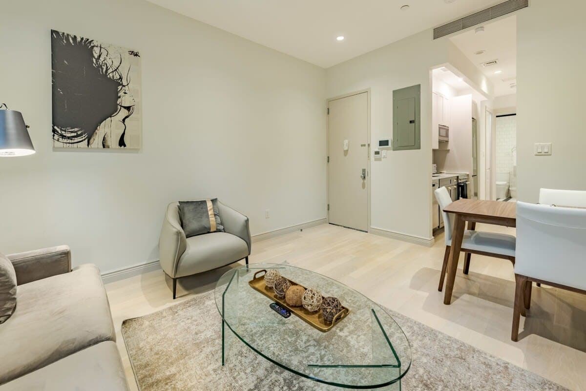 Salisbury I | Lenox Hill | Penthouse w/ Private Roof photo 10