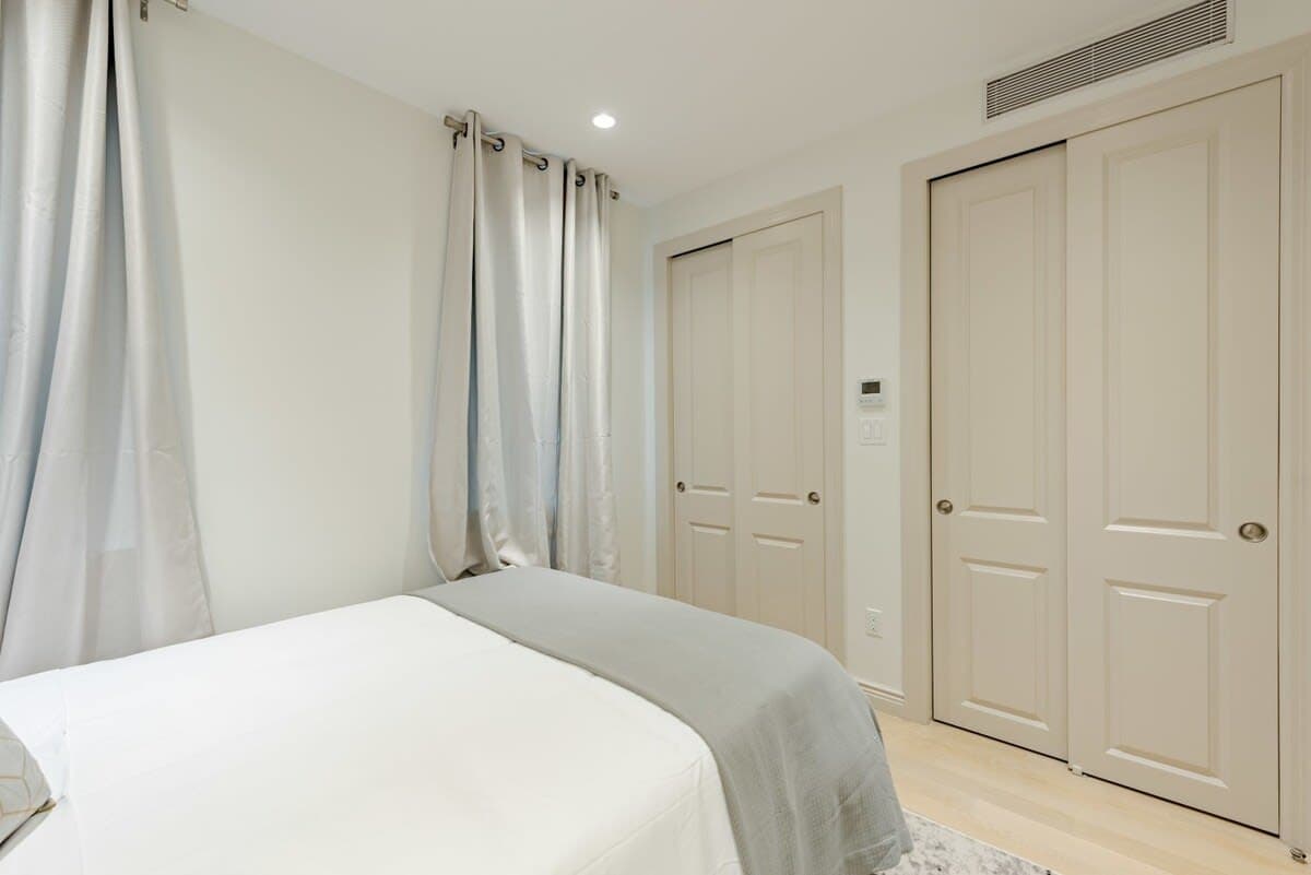 Salisbury I | Lenox Hill | Penthouse w/ Private Roof photo 31