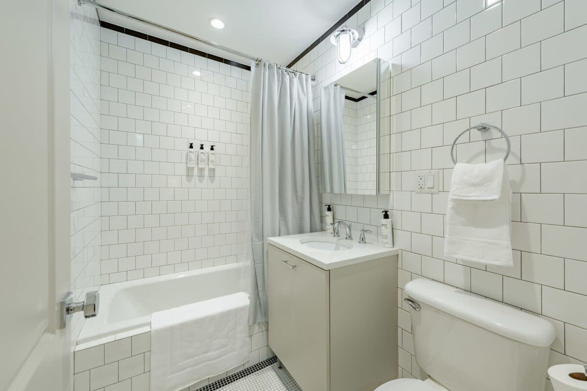 Salisbury I | Lenox Hill | Penthouse w/ Private Roof photo 26
