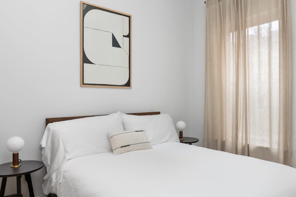 Linden Place II | 3BR | Lenox Hill | Designer Apartment photo 23