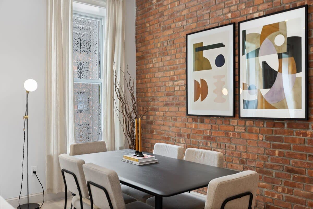 Linden Place II | 3BR | Lenox Hill | Designer Apartment photo 16
