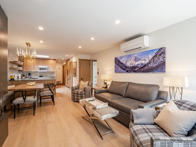 Image of Living space #1