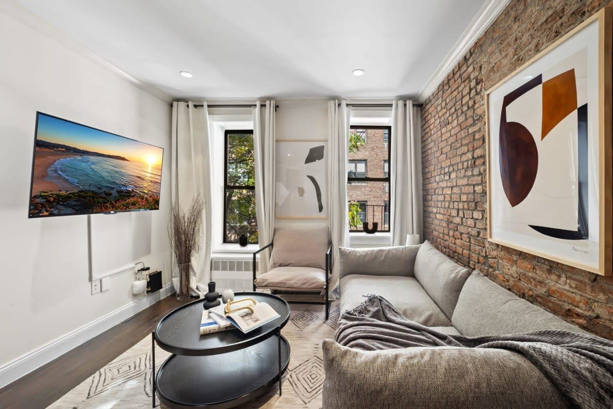 Daisy | Upper East Side | Duplex w/ Private Roof photo 5