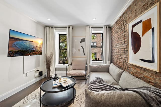 Image of Living space #3