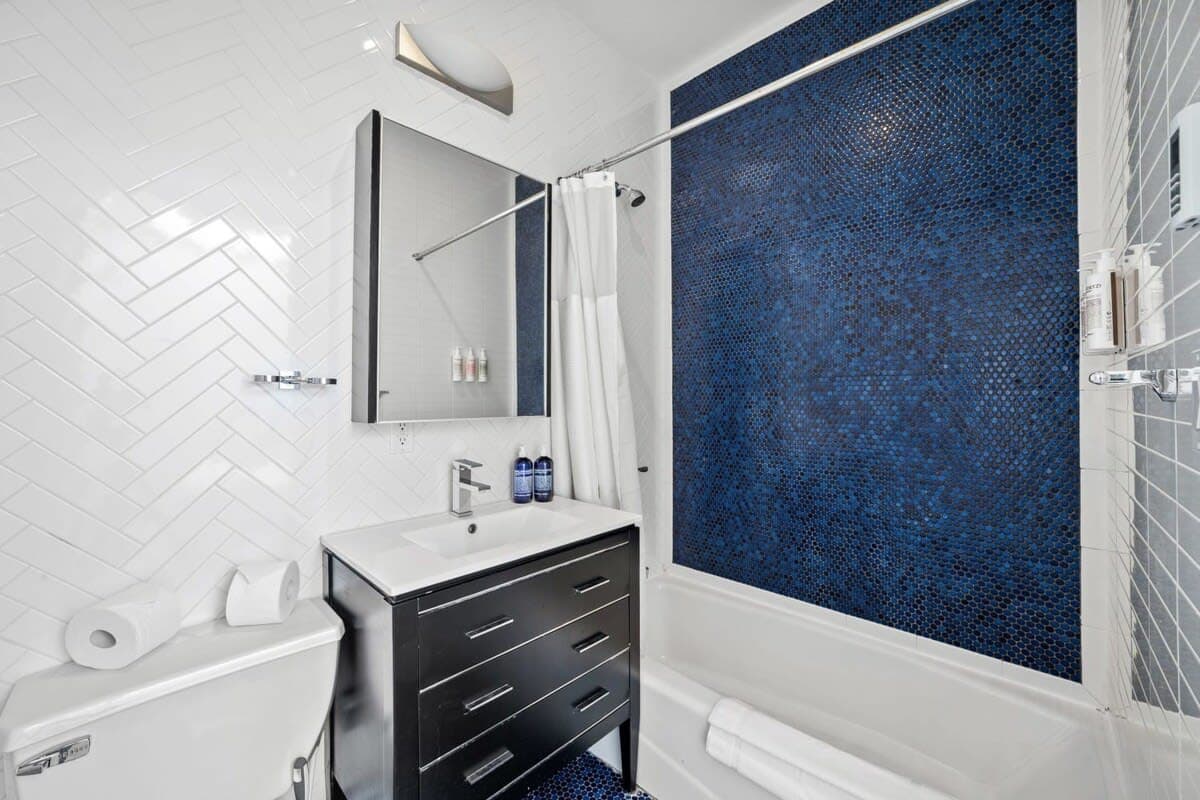 Daisy | Upper East Side | Duplex w/ Private Roof photo 32