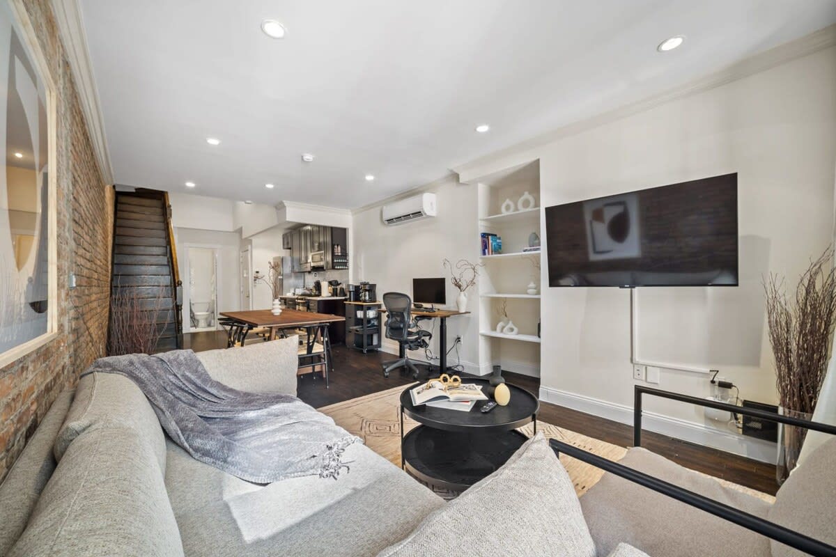 Image of Living space #2
