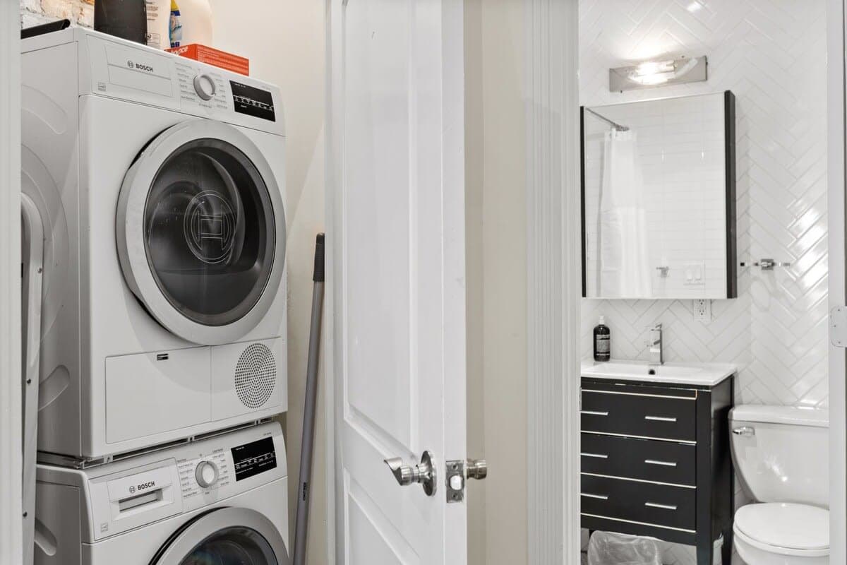 Daisy | Upper East Side | Duplex w/ Private Roof photo 16