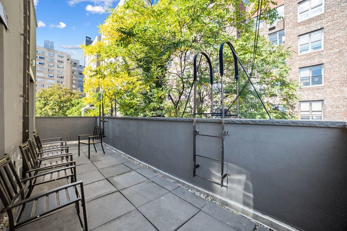 Daisy | Upper East Side | Duplex w/ Private Roof photo 27