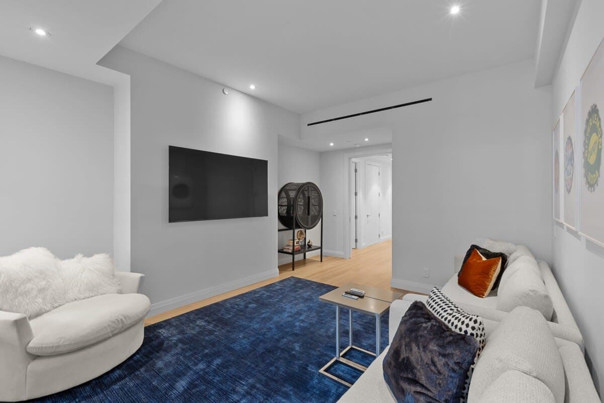 Madison Place | Tribeca | Penthouse w/ Private Terrace photo 16