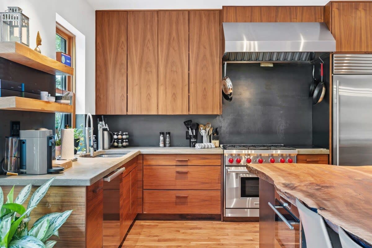 Gates Grove | Clinton Hill | Renovated Triplex with Private Terrace photo 22