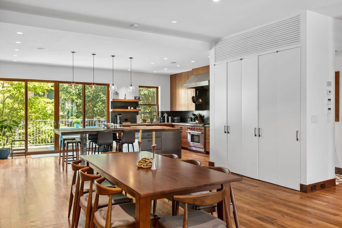 Gates Grove | Clinton Hill | Renovated Triplex with Private Terrace photo 16