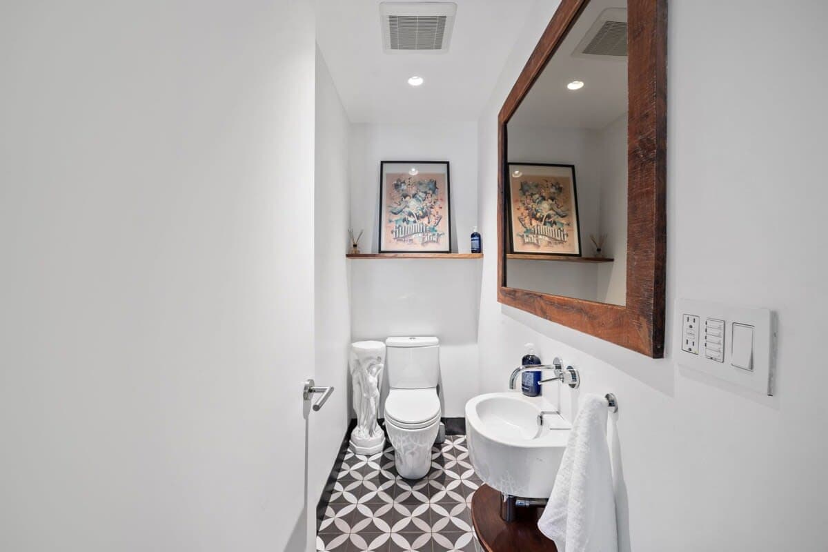 Gates Grove | Clinton Hill | Renovated Triplex with Private Terrace photo 31