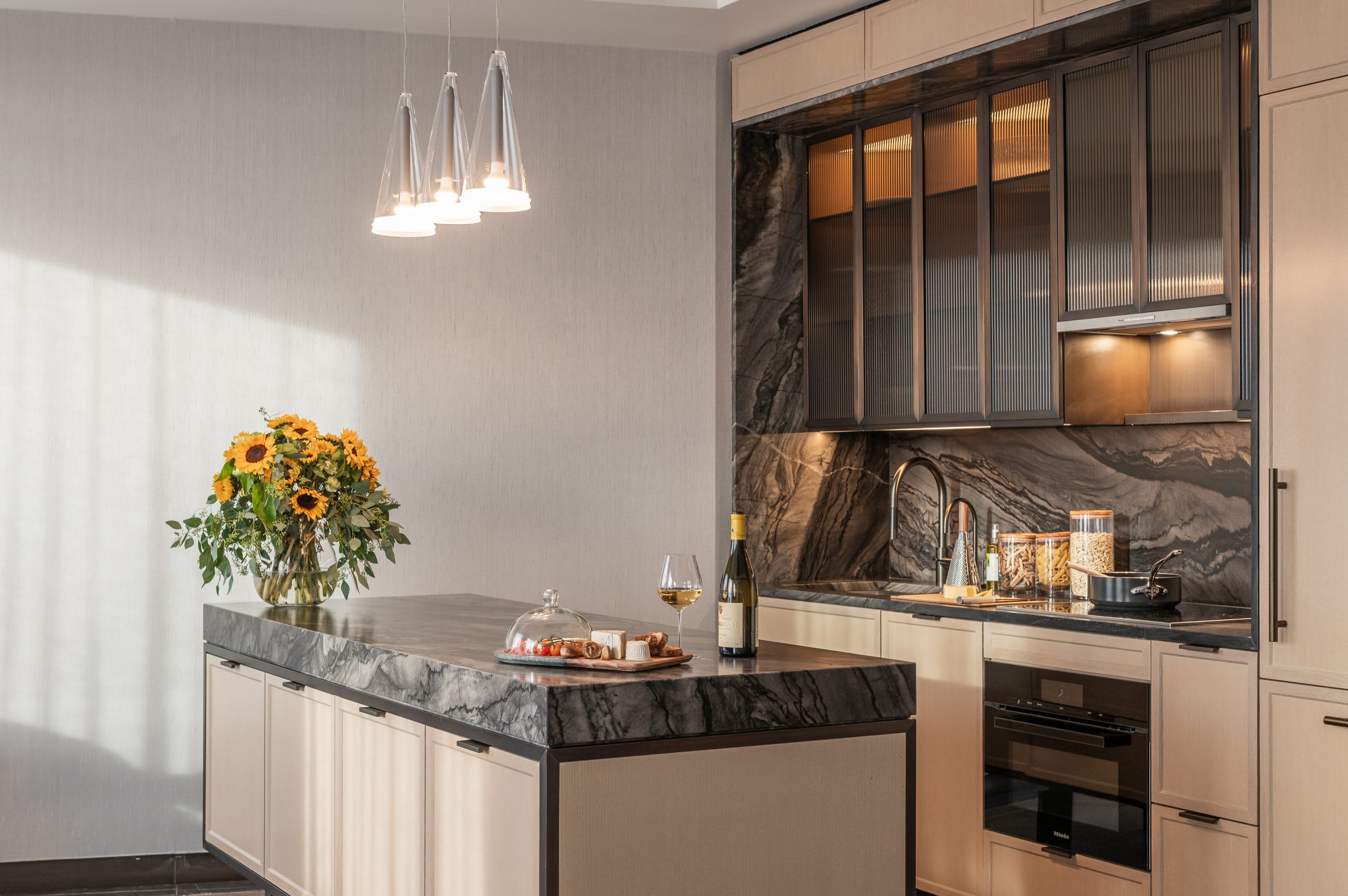 Le Palais IV | West Village | Hotel Residence w/ Spa & Gym photo 8