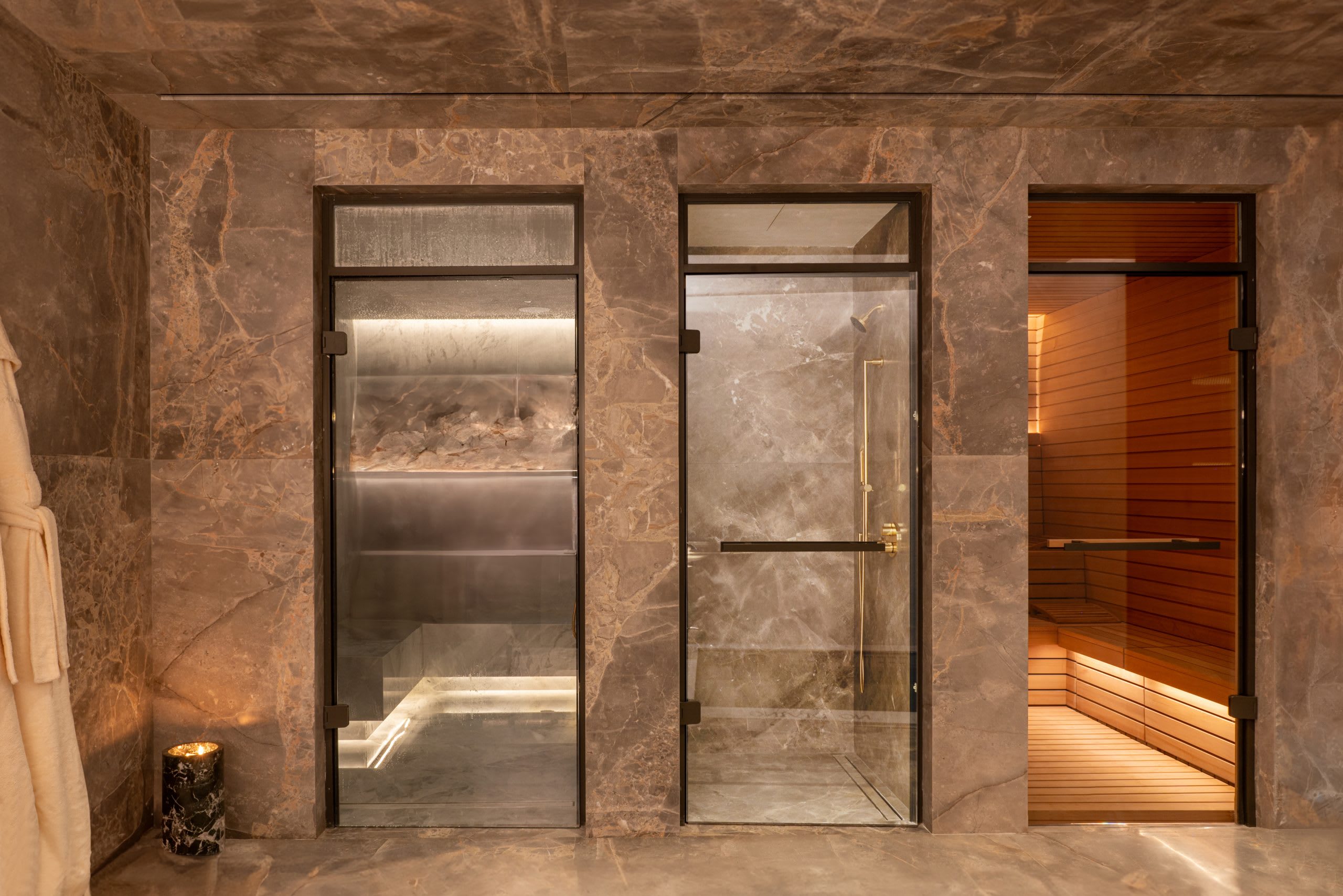 Le Palais IV | West Village | Hotel Residence w/ Spa & Gym photo 13