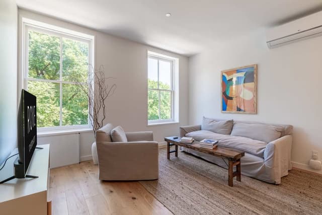 Image of Living space #3