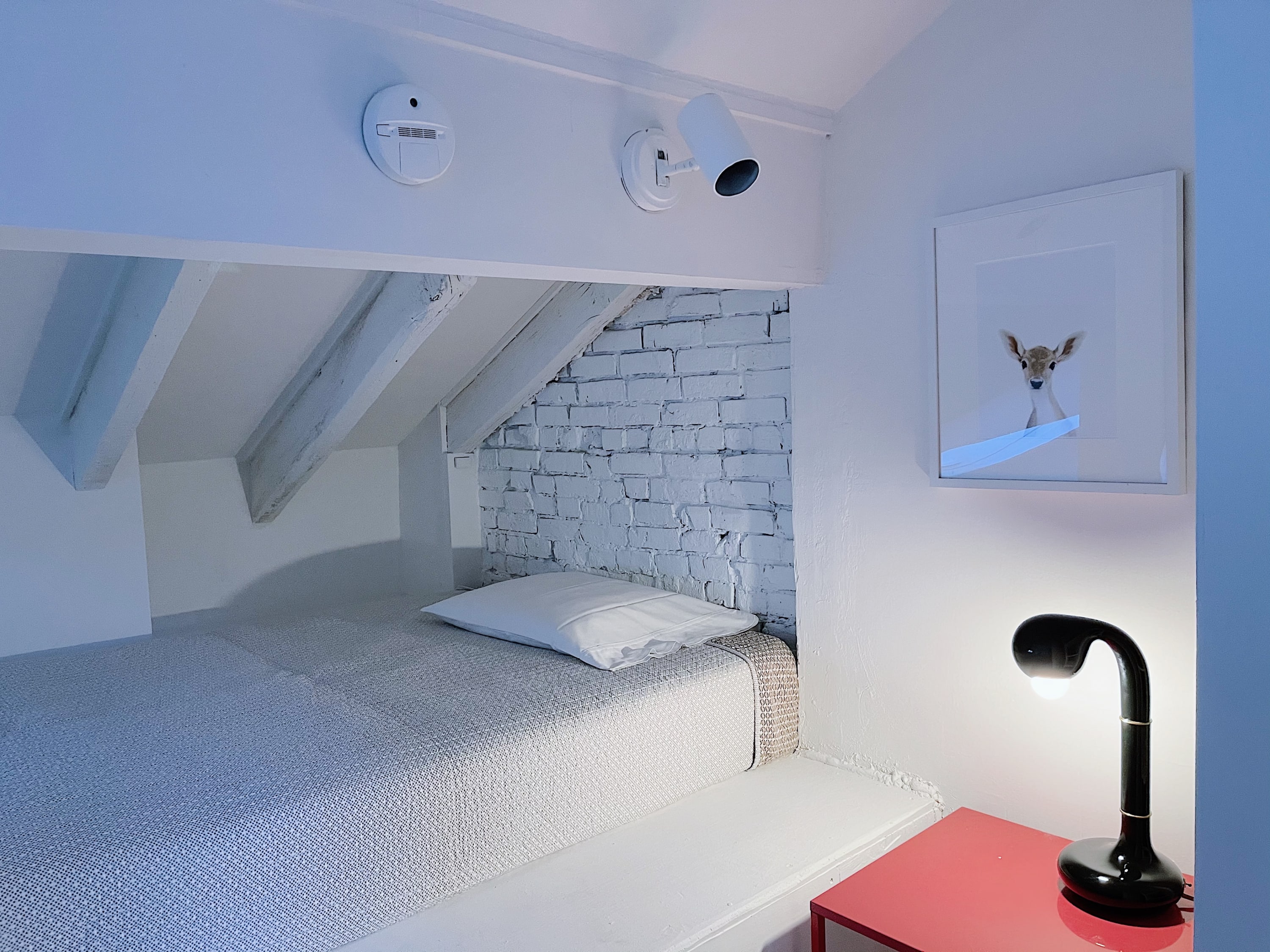 Horatio III by Rove Travel | 2BR Loft Apt w/Skylight photo 23