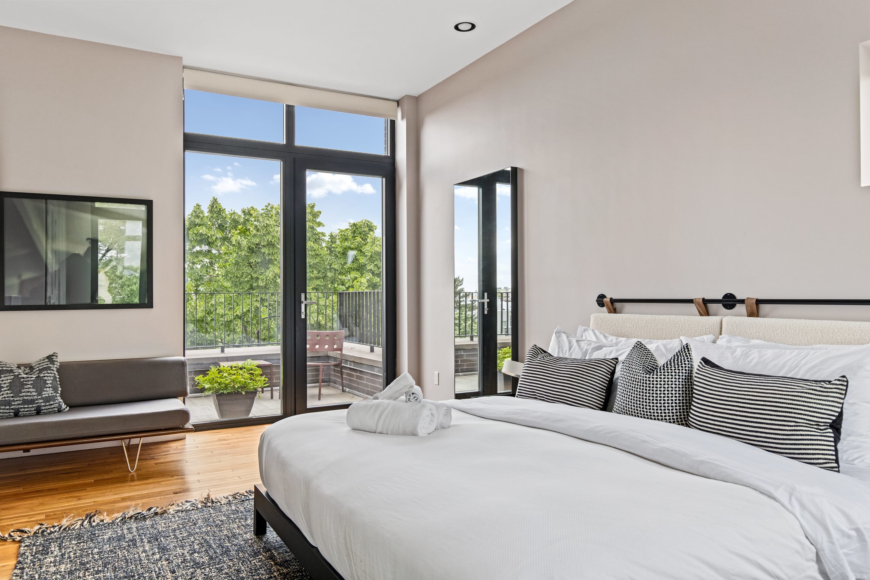 Leonard | Greenpoint | Penthouse Loft with Private Roof photo 26