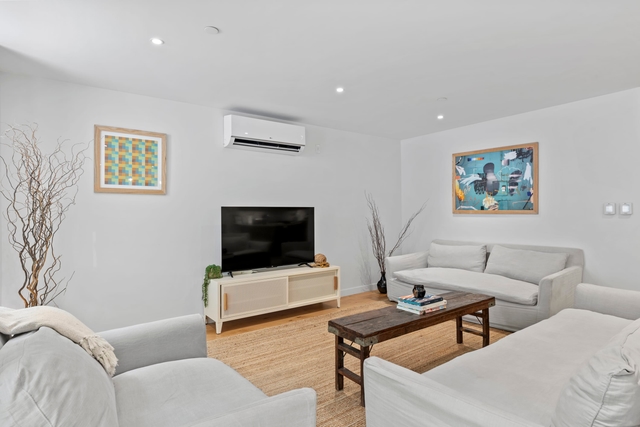 Image of Living space #2