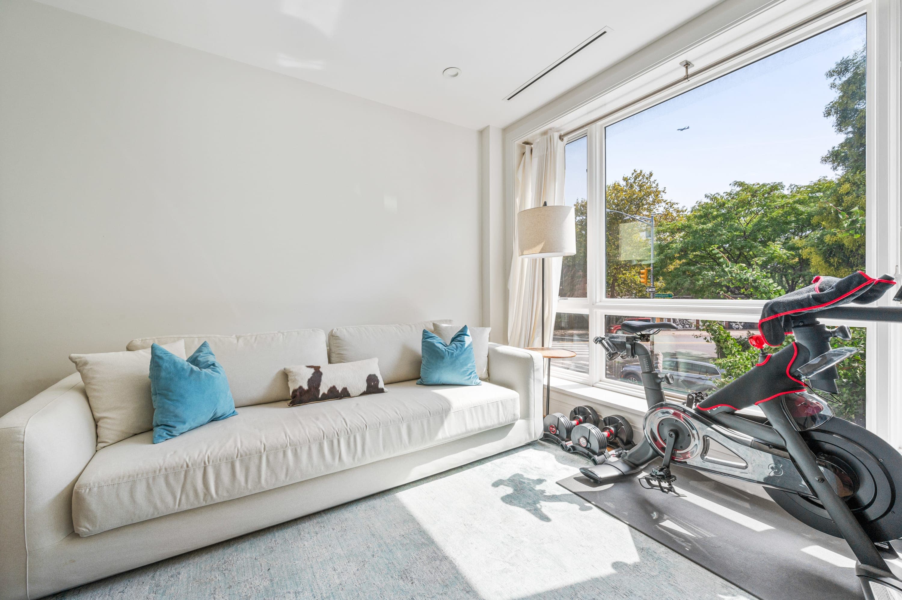 Withers | Williamsburg | Modern Apartment photo 6