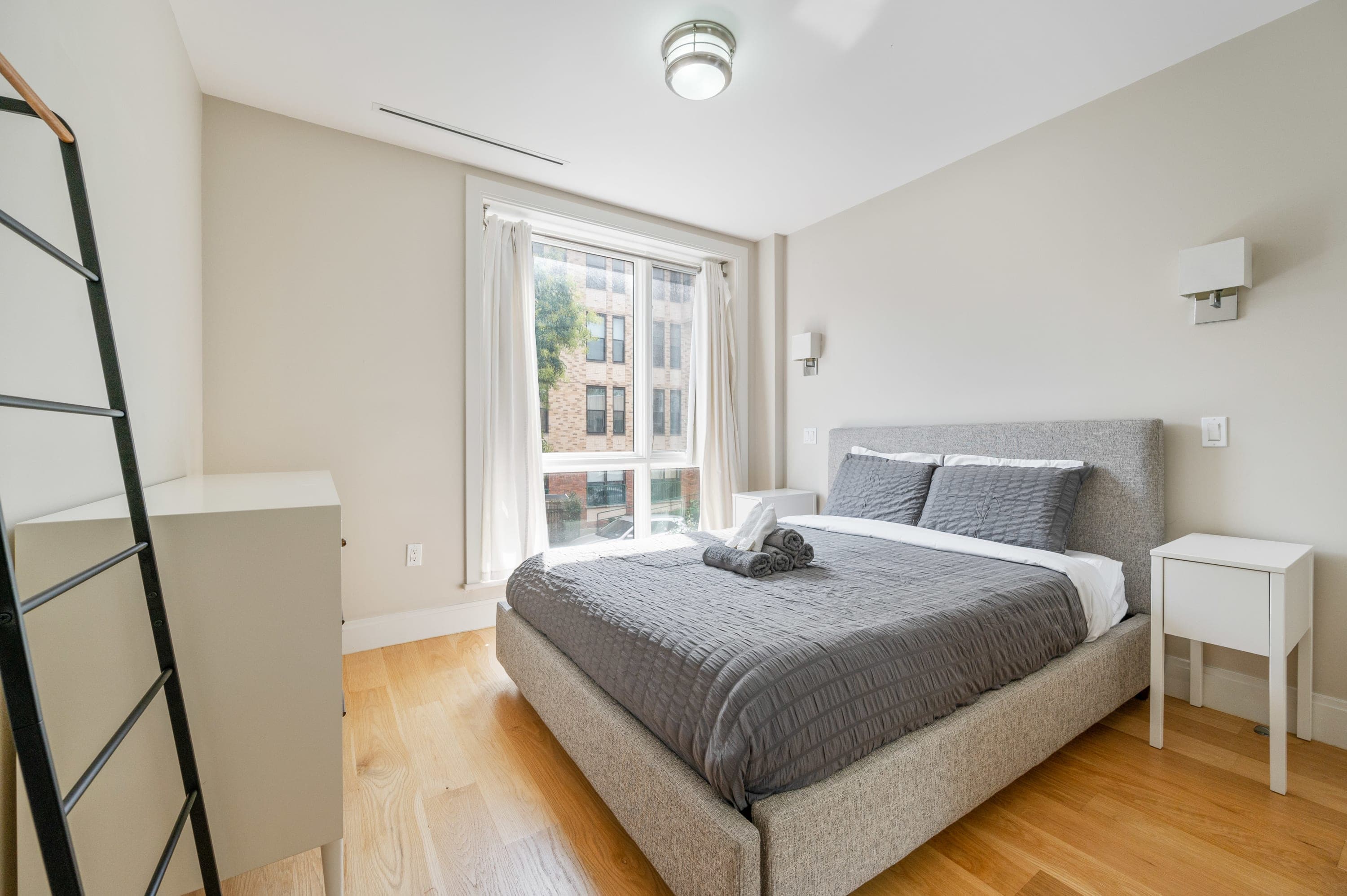 Withers | Williamsburg | Modern Apartment photo 4