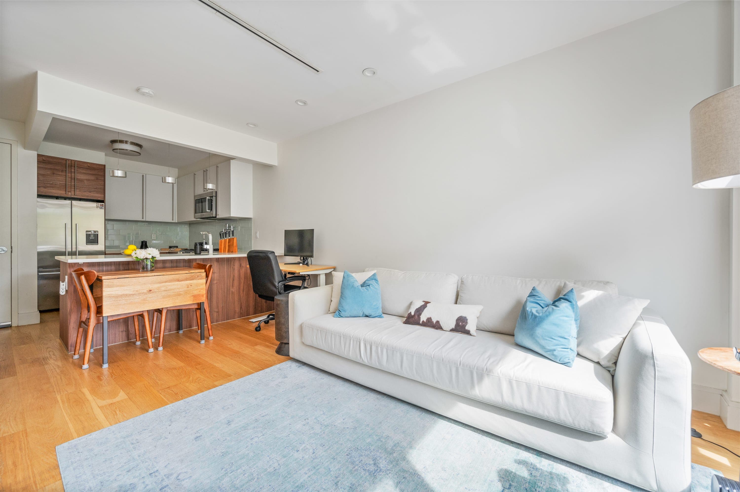 Withers | Williamsburg | Modern Apartment photo 8