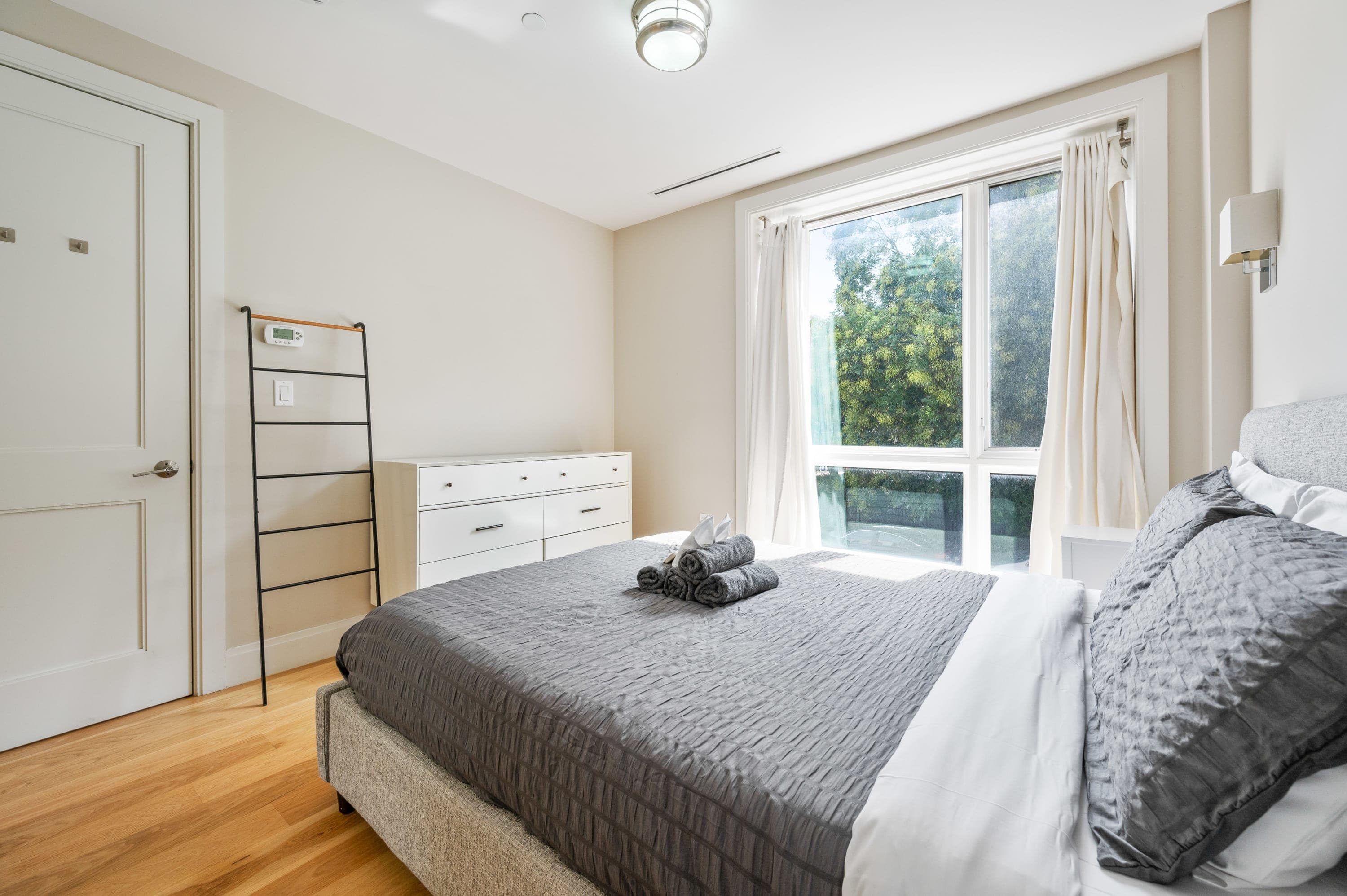 Withers | Williamsburg | Modern Apartment photo 17