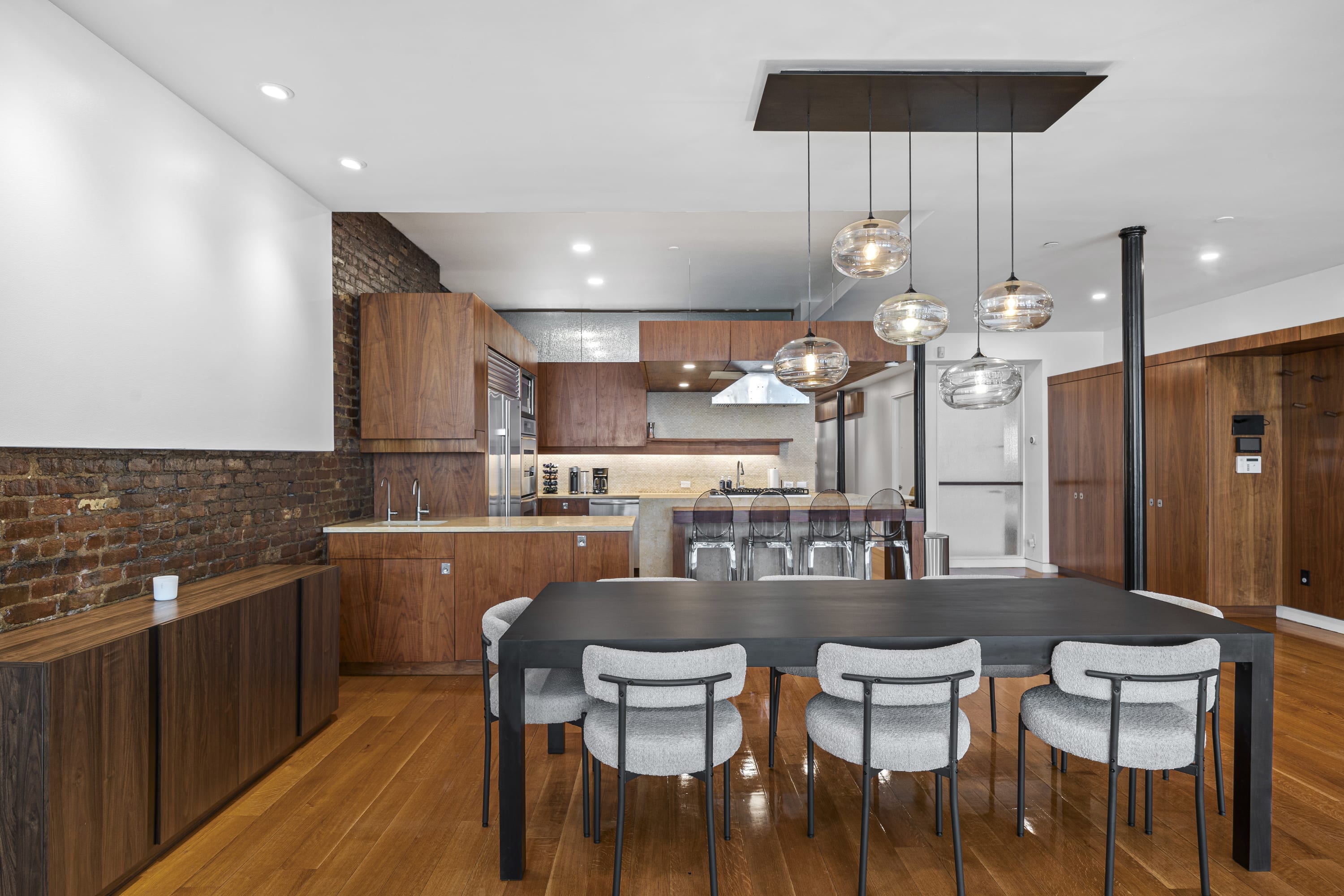 Rialto VI | Union Square | Expansive Mega-Loft photo 11