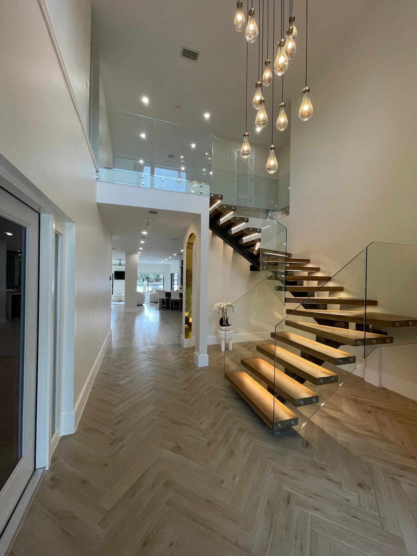 Villa Mare | Pompano Beach | Home w/Dock, BBQ, Heated Pool & Sauna photo 19