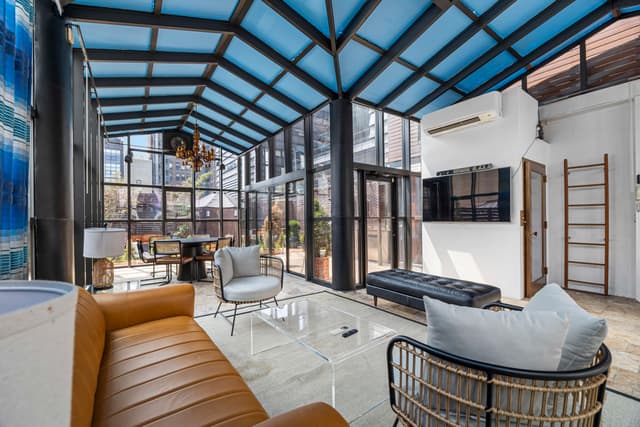 Image of Living space #5