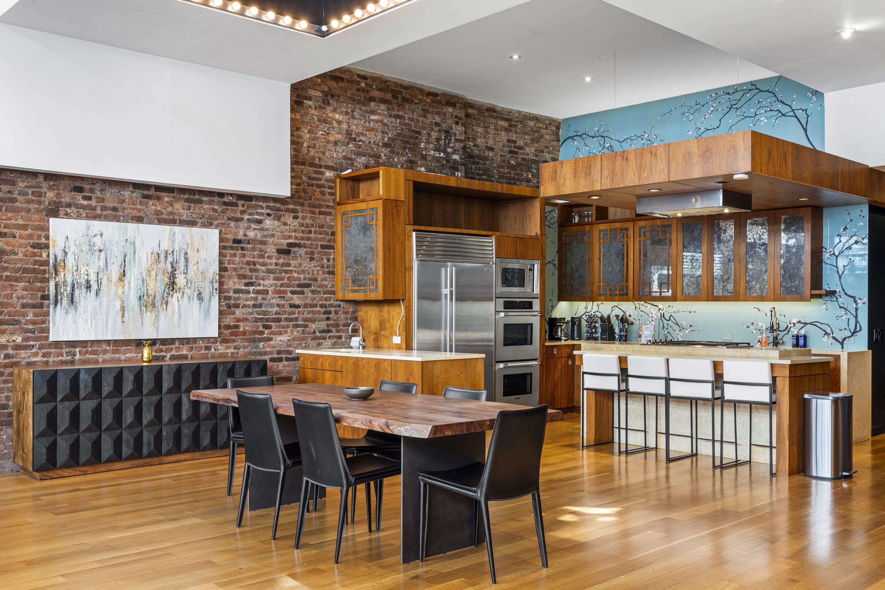 Rialto PH | Union Square | Penthouse Loft with Roof photo 3