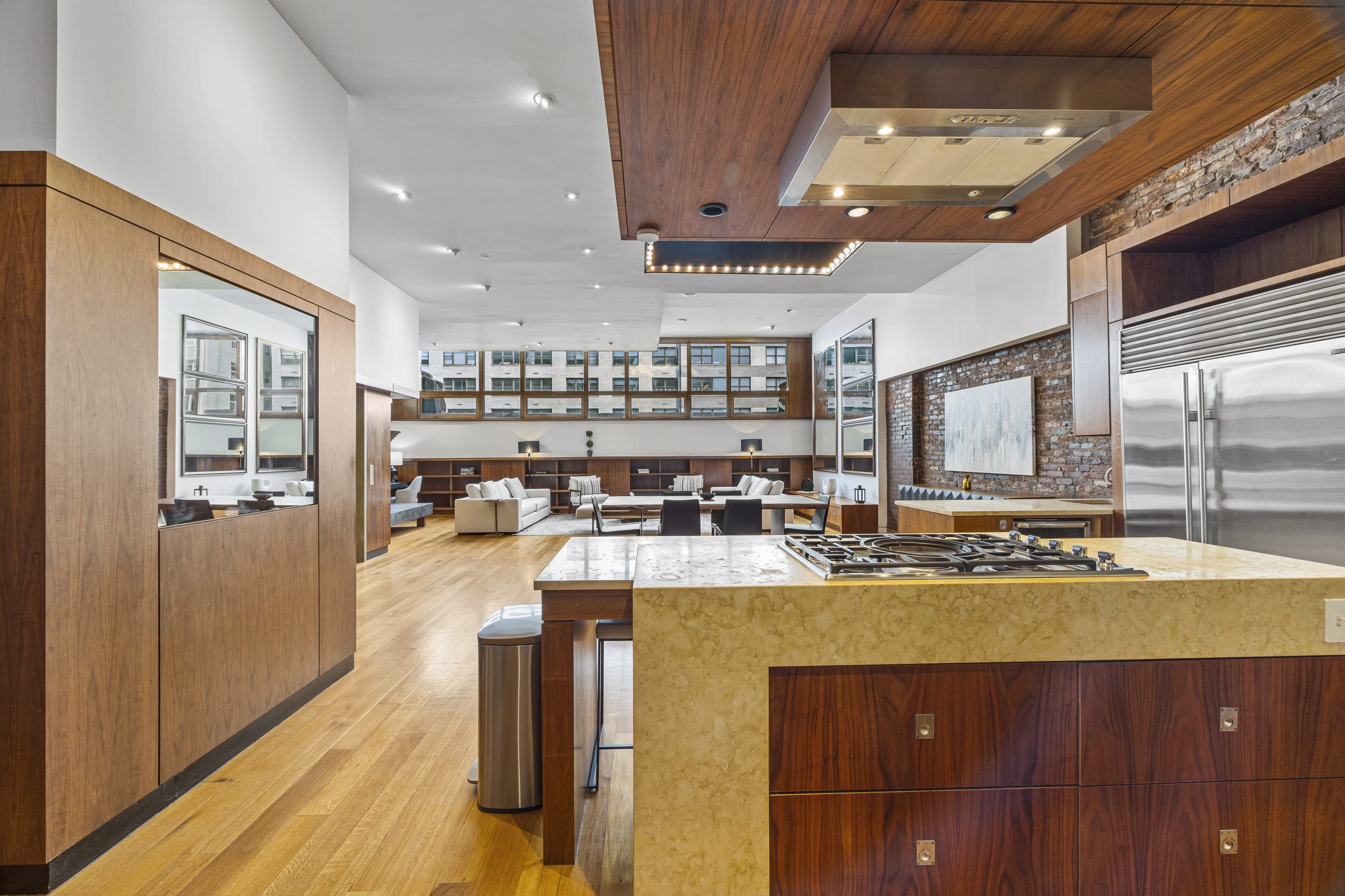 Rialto PH | Union Square | Penthouse Loft with Roof photo 16