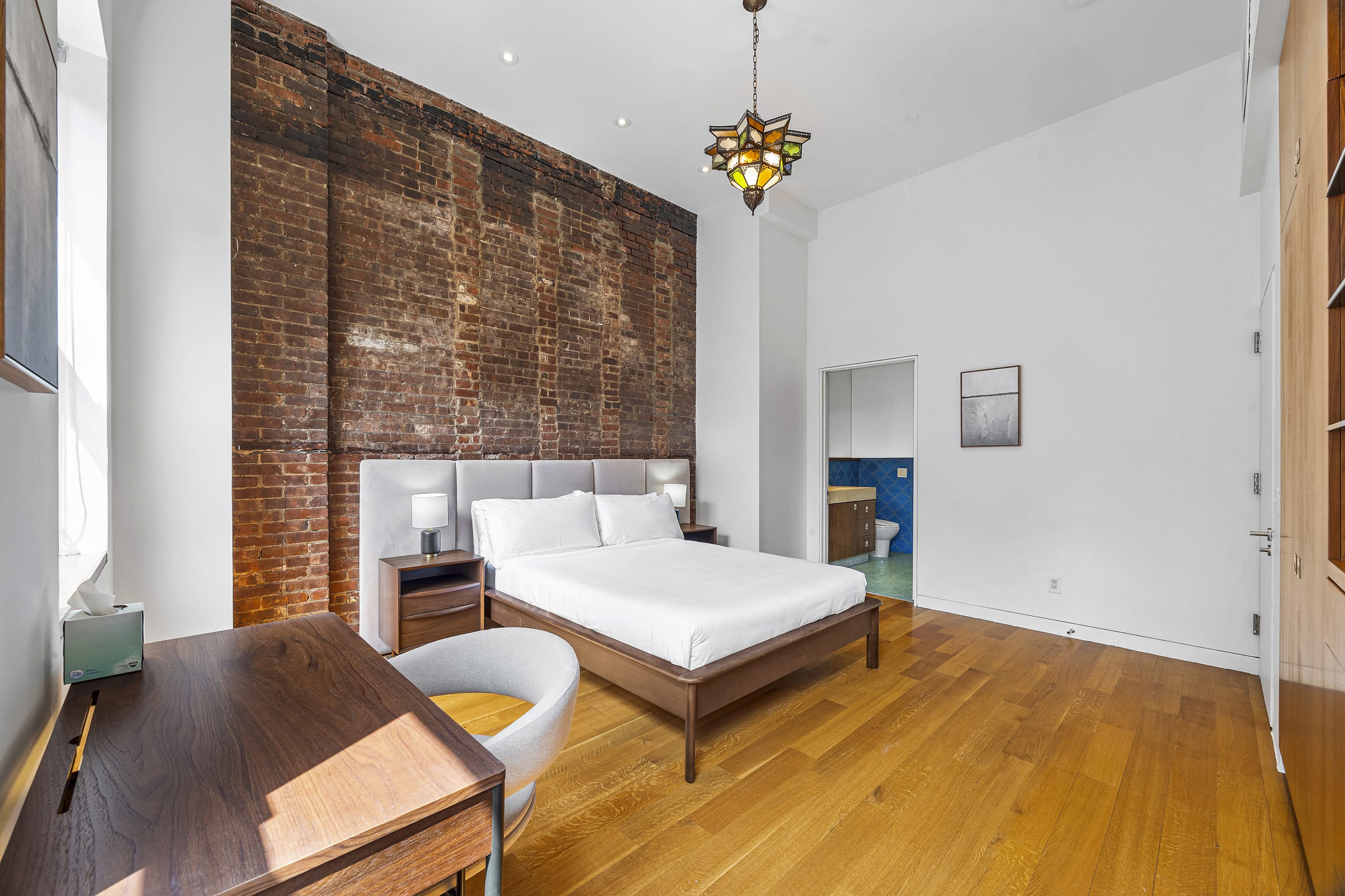 Rialto PH | Union Square | Penthouse Loft with Roof photo 30