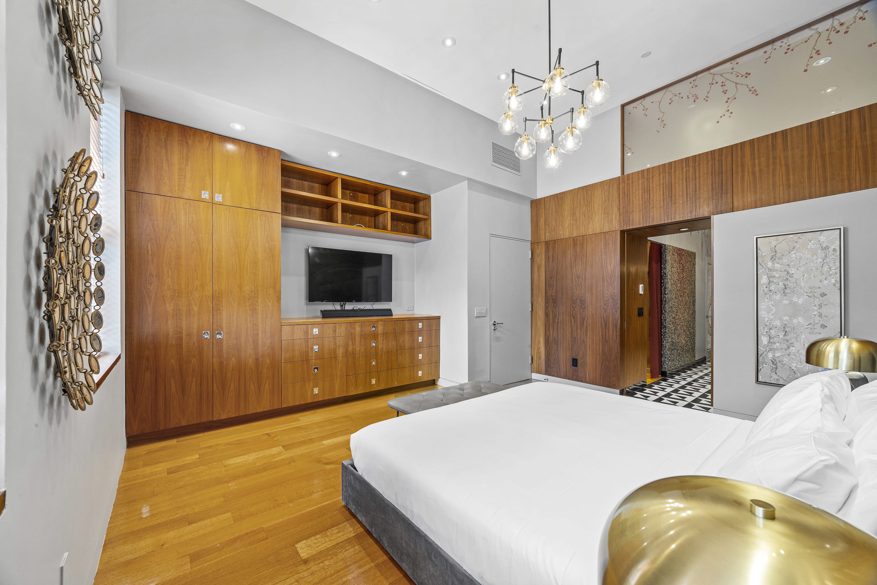 Rialto PH | Union Square | Penthouse Loft with Roof photo 34