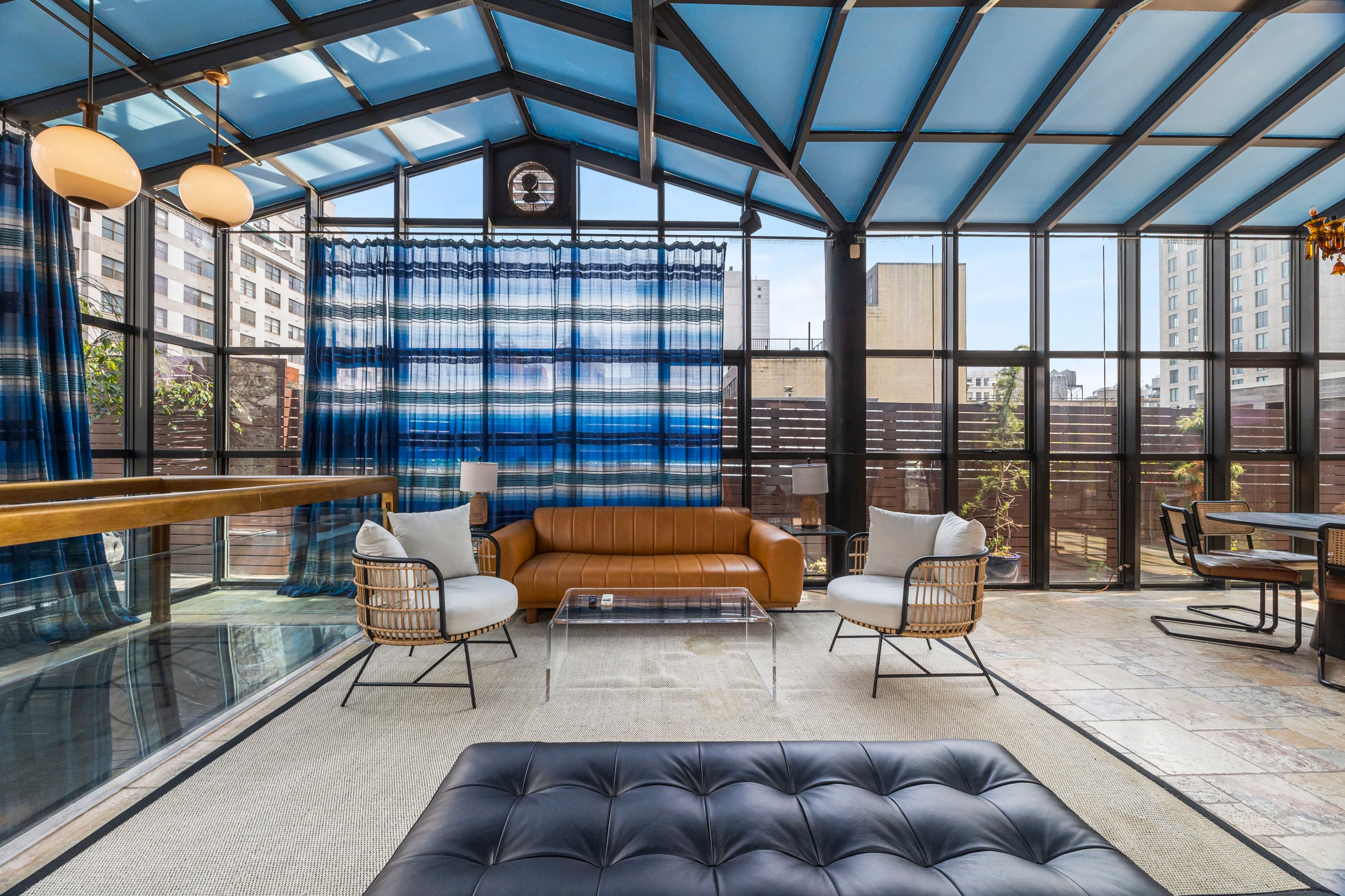 Rialto PH | Union Square | Penthouse Loft with Roof photo 43