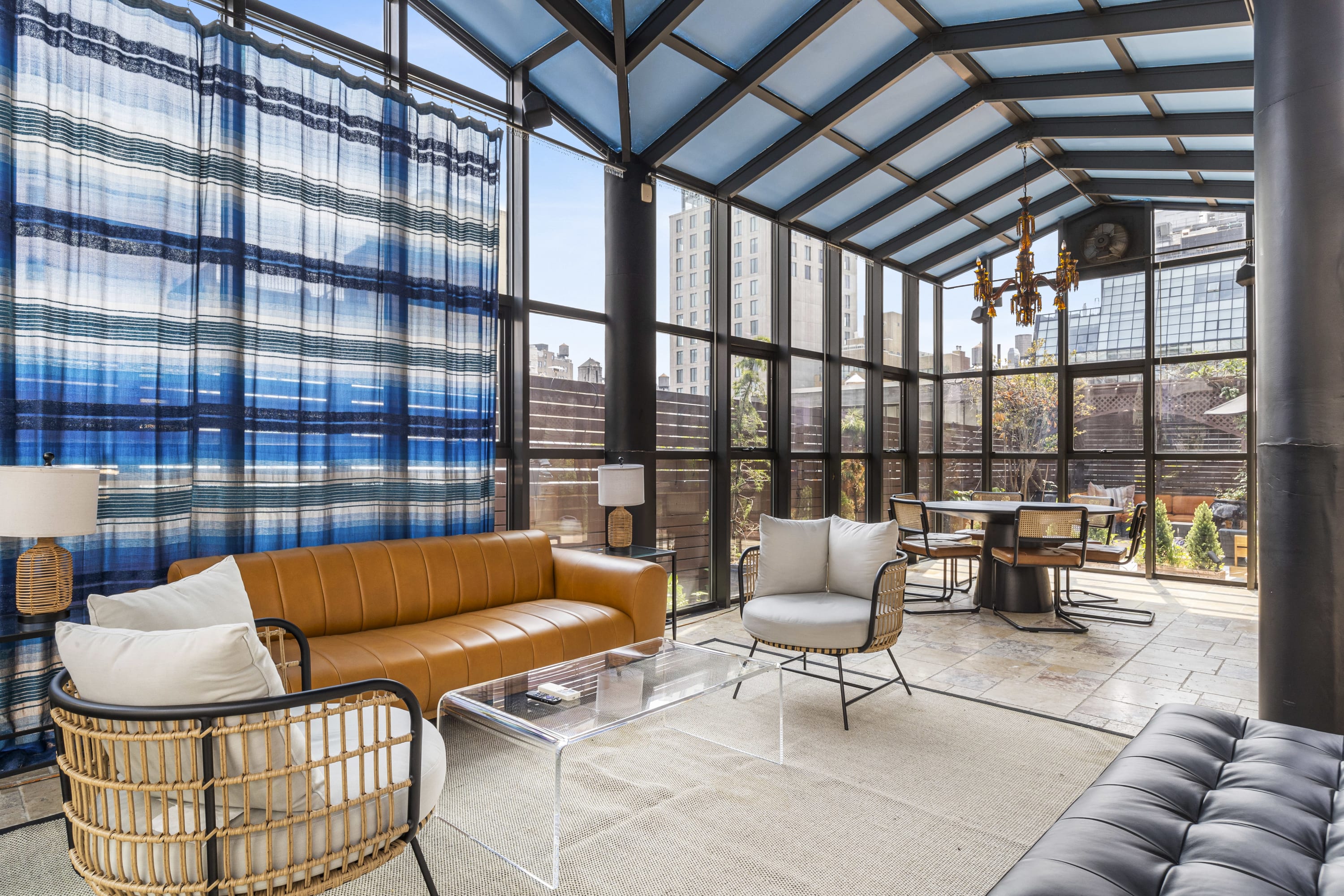 Rialto PH | Union Square | Penthouse Loft with Roof photo 44