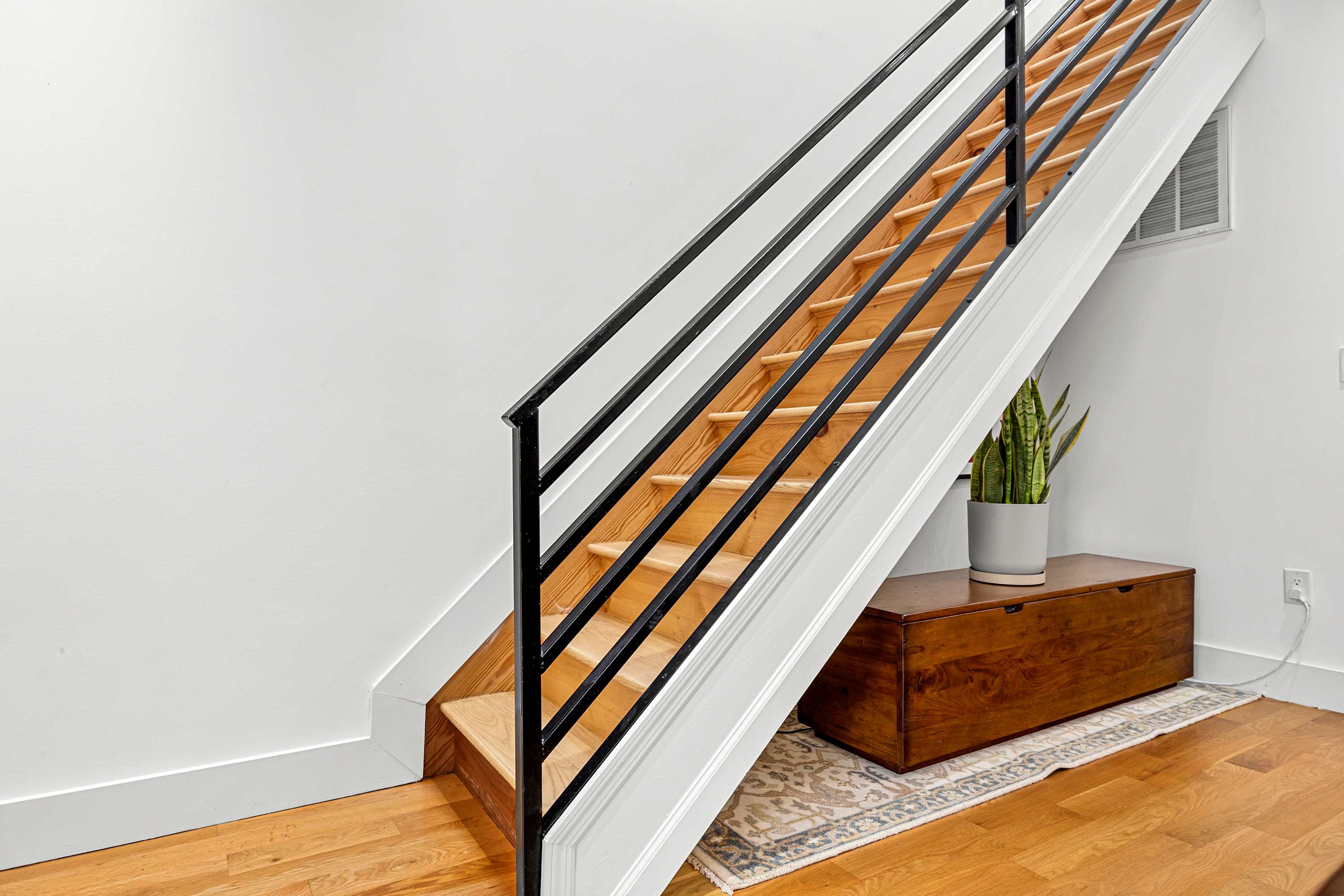 Bainbridge | Bed-Stuy | Duplex w/ Deck & Backyard photo 20