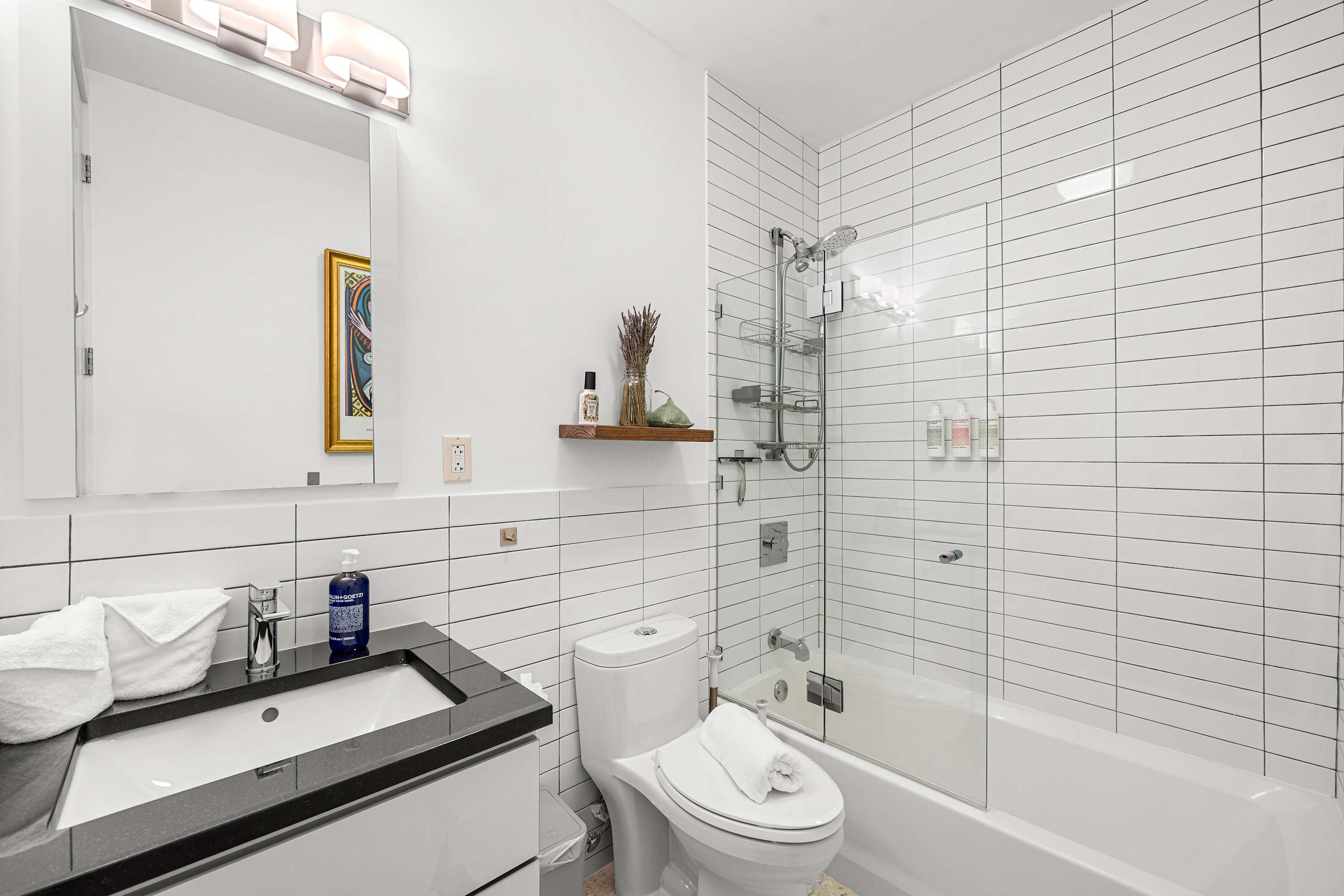 Bainbridge | Bed-Stuy | Duplex w/ Deck & Backyard photo 28