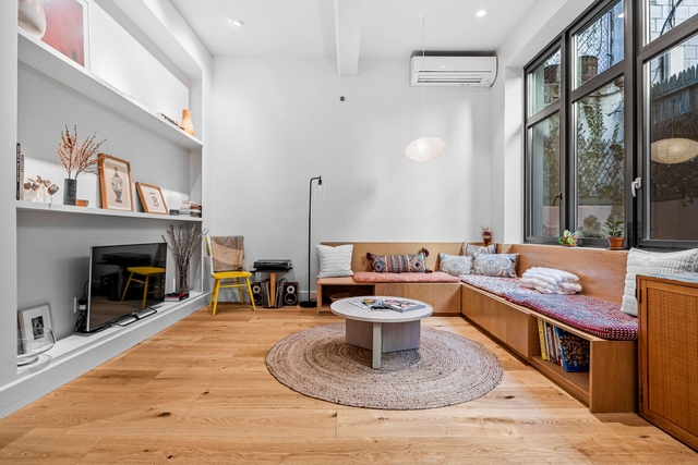 Image of Living space #1