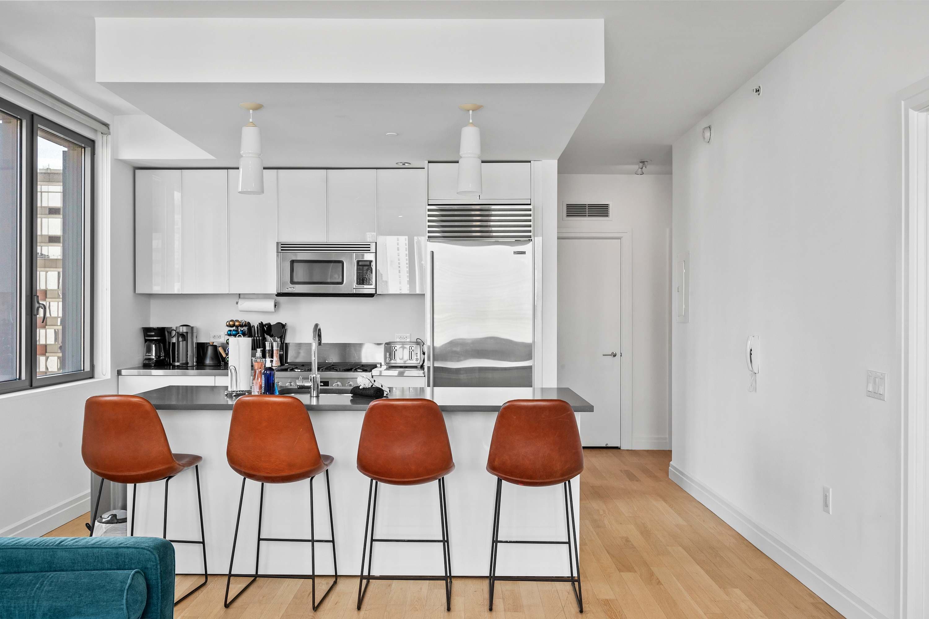 Forte Select XXII | Midtown West | Modern Apartment photo 8