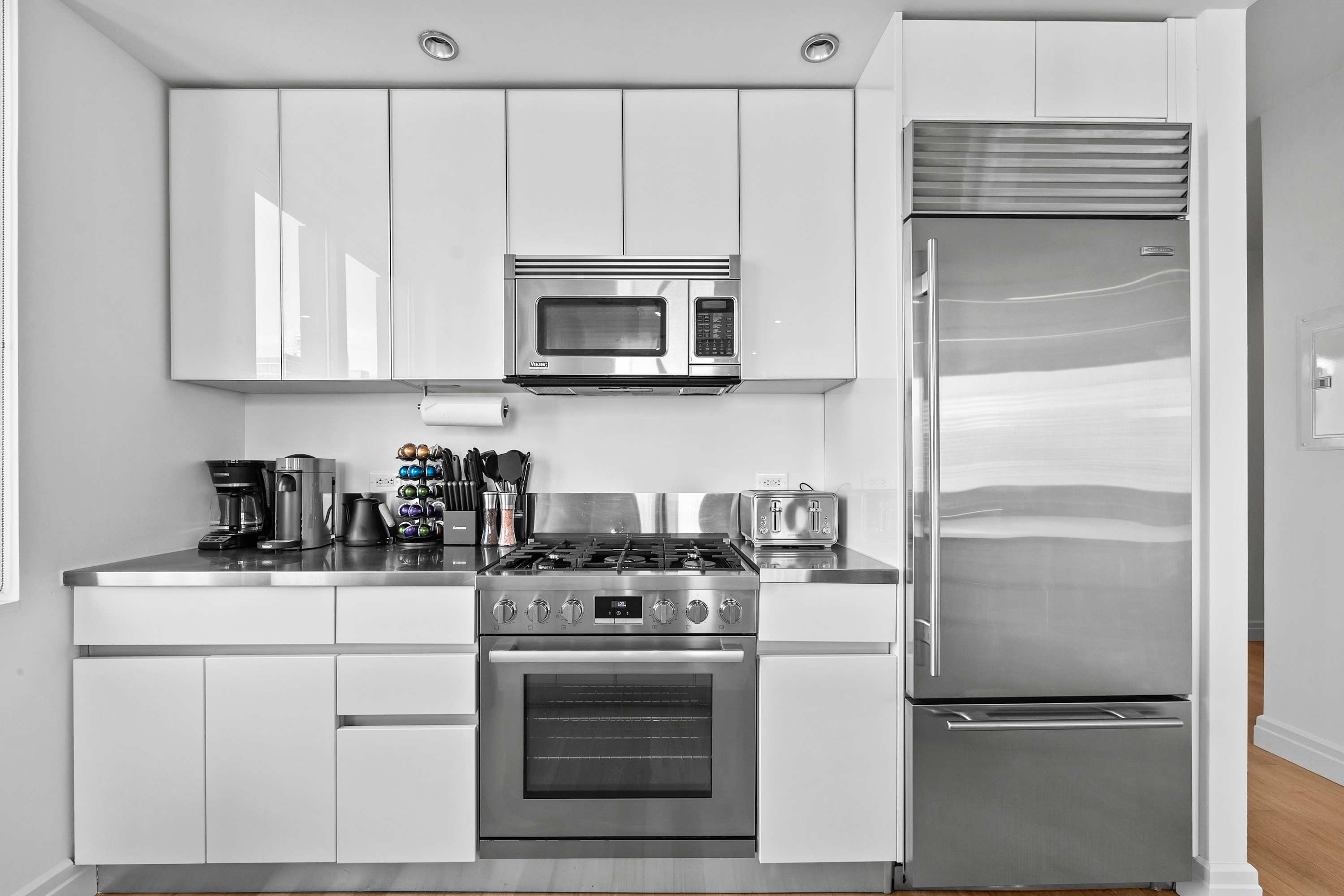 Forte Select XXII | Midtown West | Modern Apartment photo 10