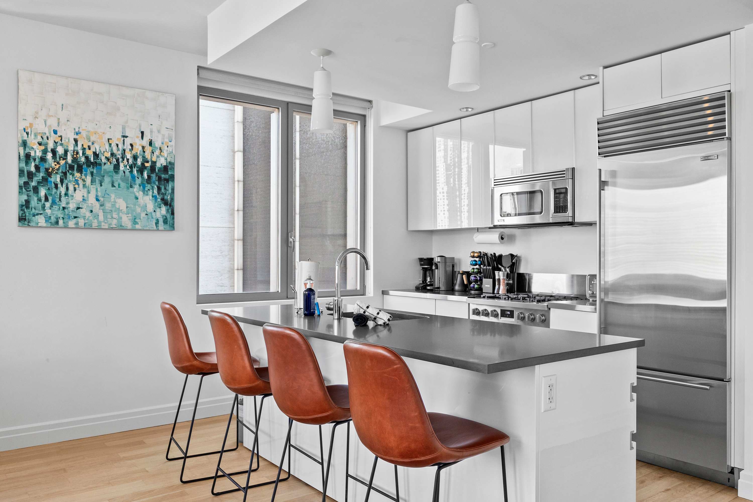 Forte Select XXII | Midtown West | Modern Apartment photo 9