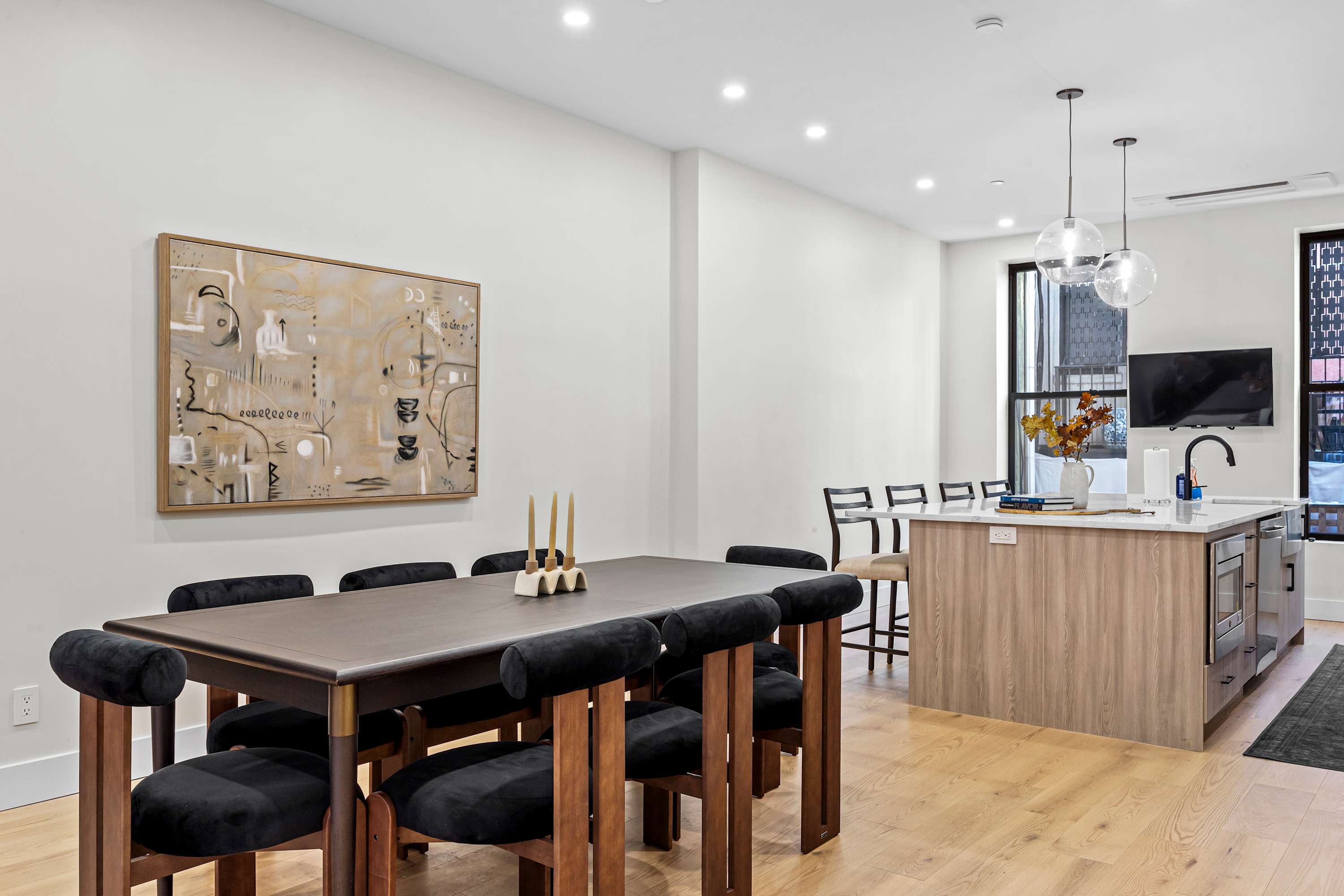 Harlington | South Harlem | Home with Private Rooftop Terrace photo 8