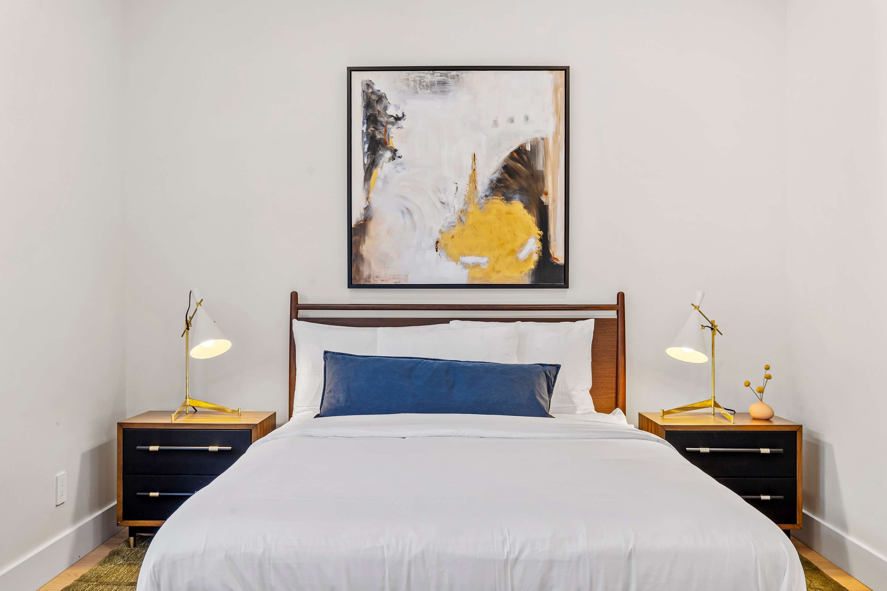 Harlington | South Harlem | Home with Private Rooftop Terrace photo 24