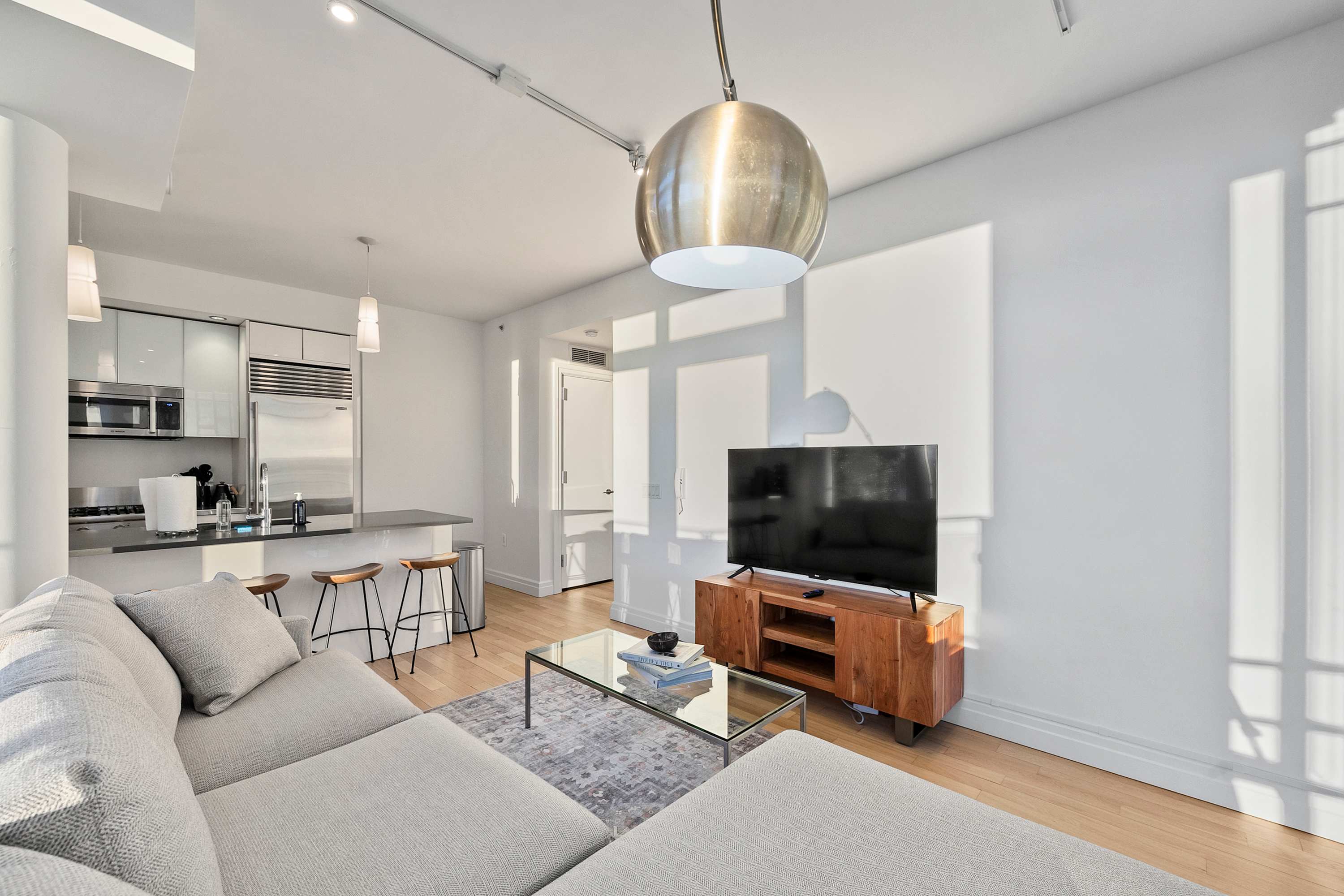 Forte Select XXV | Midtown West | Apt w/ Private Terrace photo 6