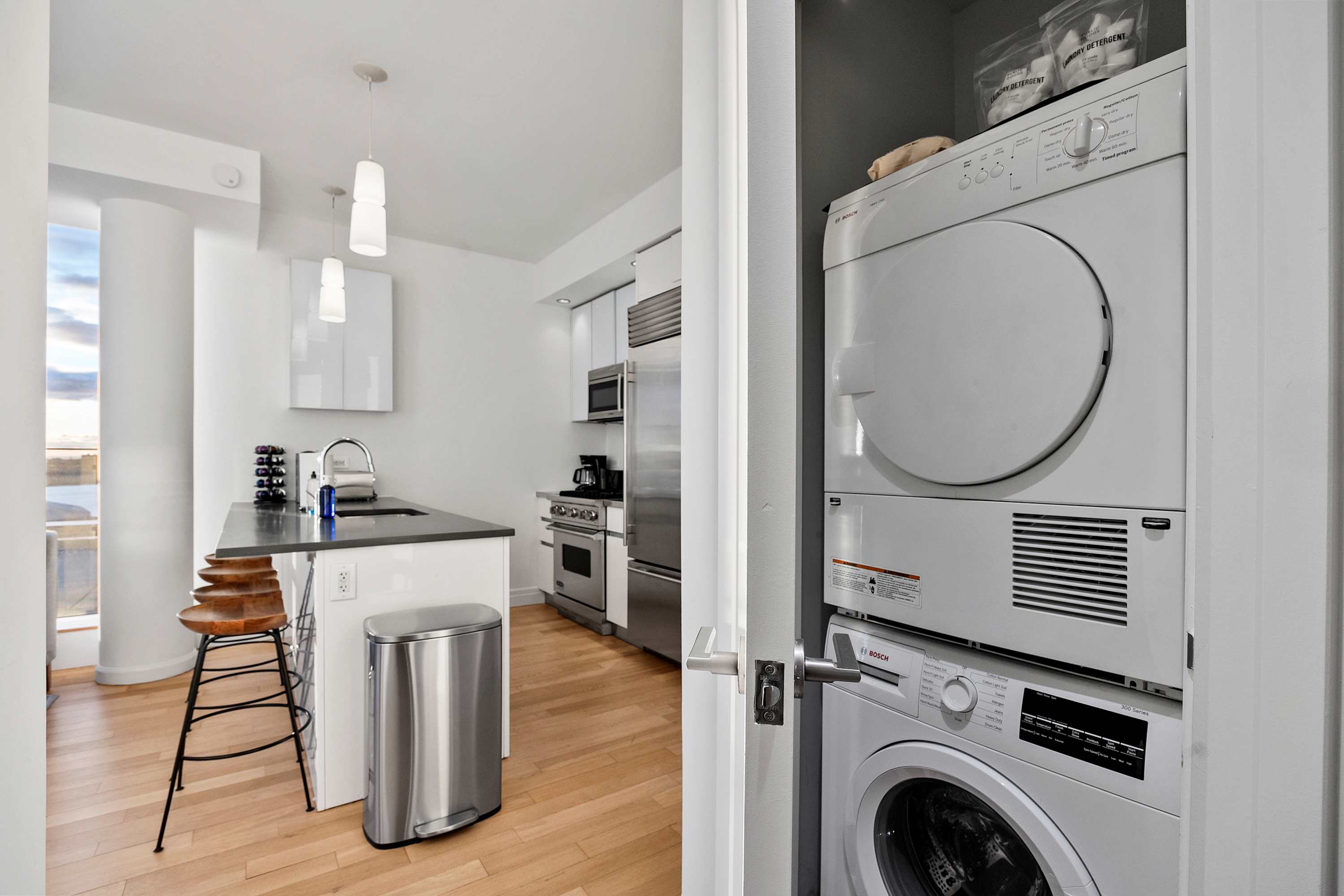 Forte Select XXV | Midtown West | Apt w/ Private Terrace photo 17