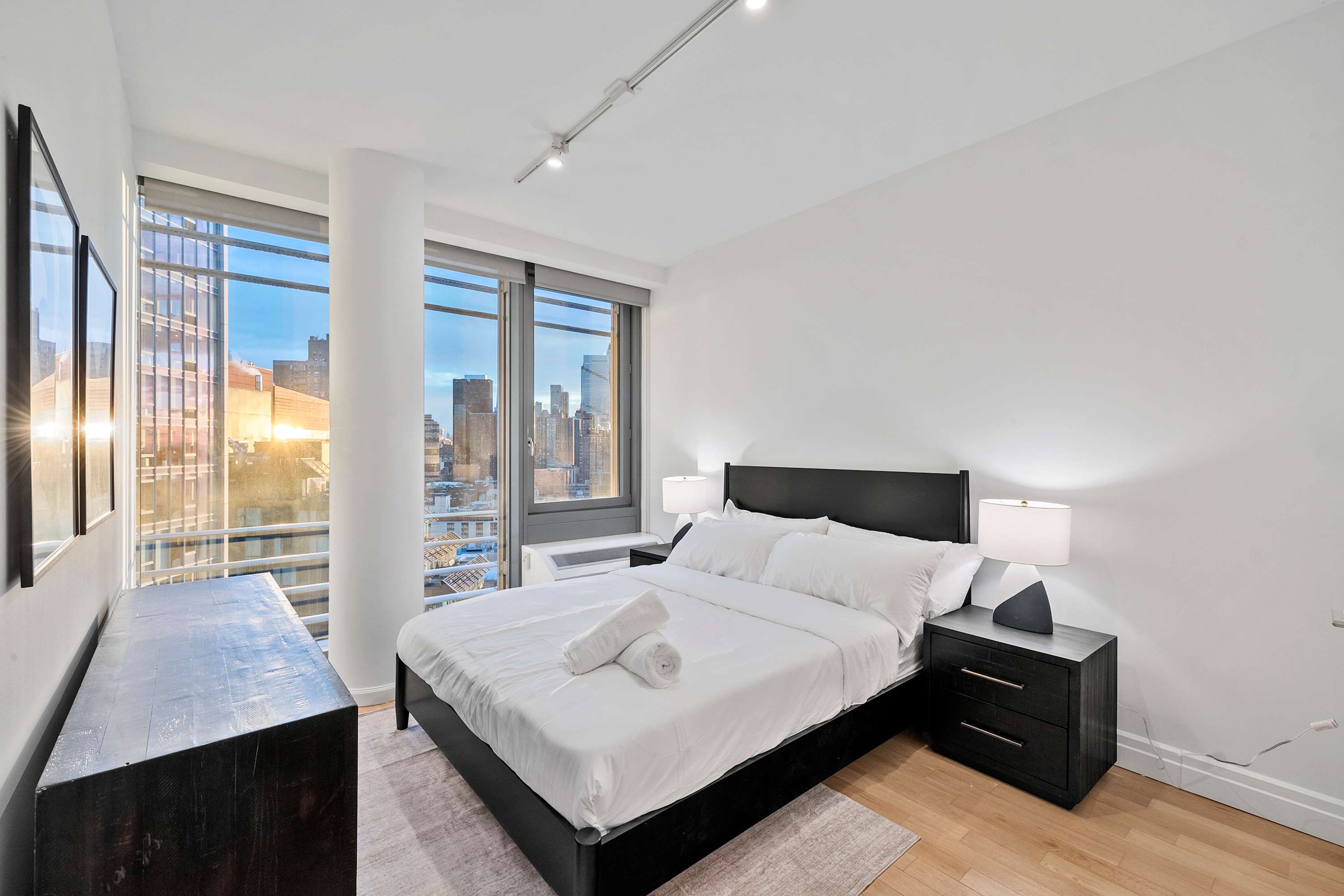 Forte Select XXV | Midtown West | Apt w/ Private Terrace photo 19
