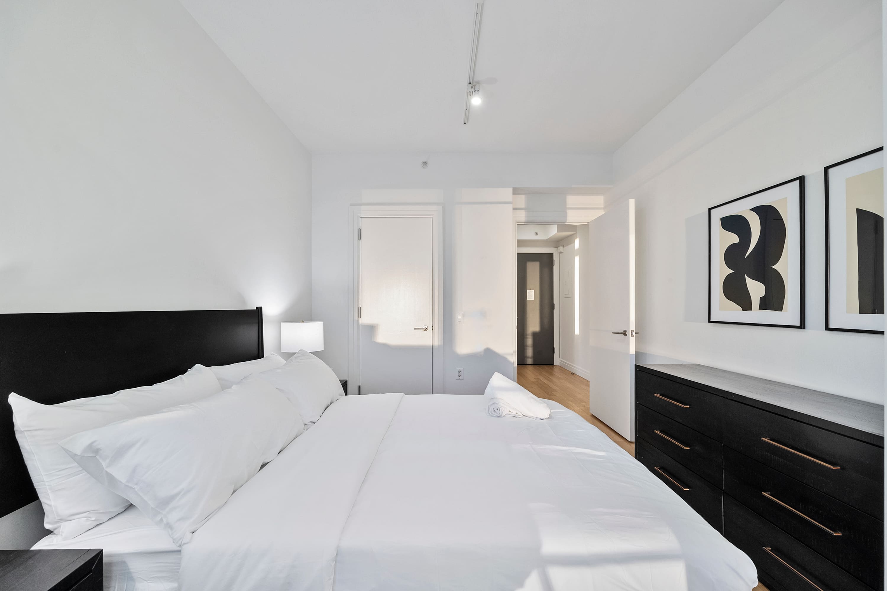 Forte Select XXV | Midtown West | Apt w/ Private Terrace photo 21